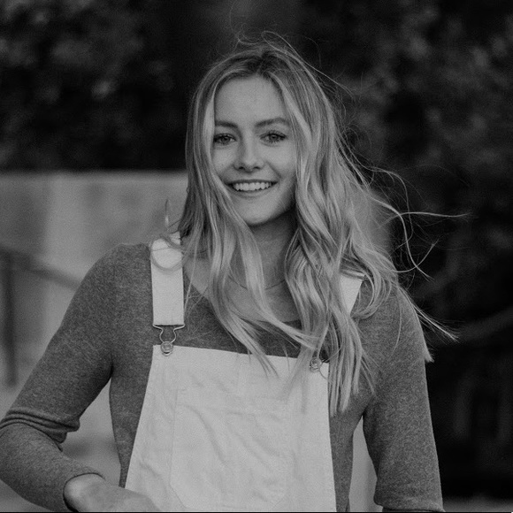 Meet your Posher, Jenna - Picture 1 of 1